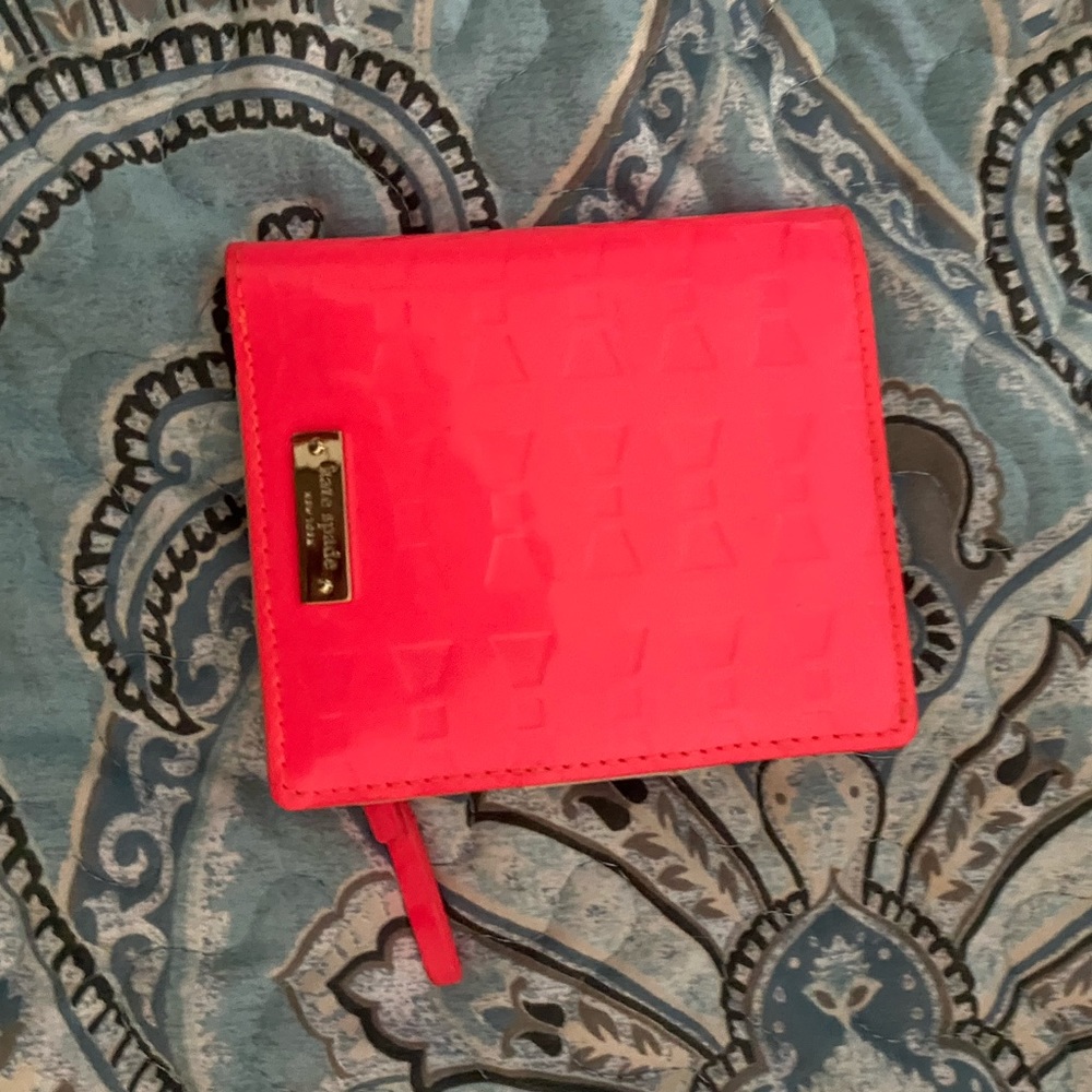 *SOLD Kate Spade ♠️ Hot pink Wallet